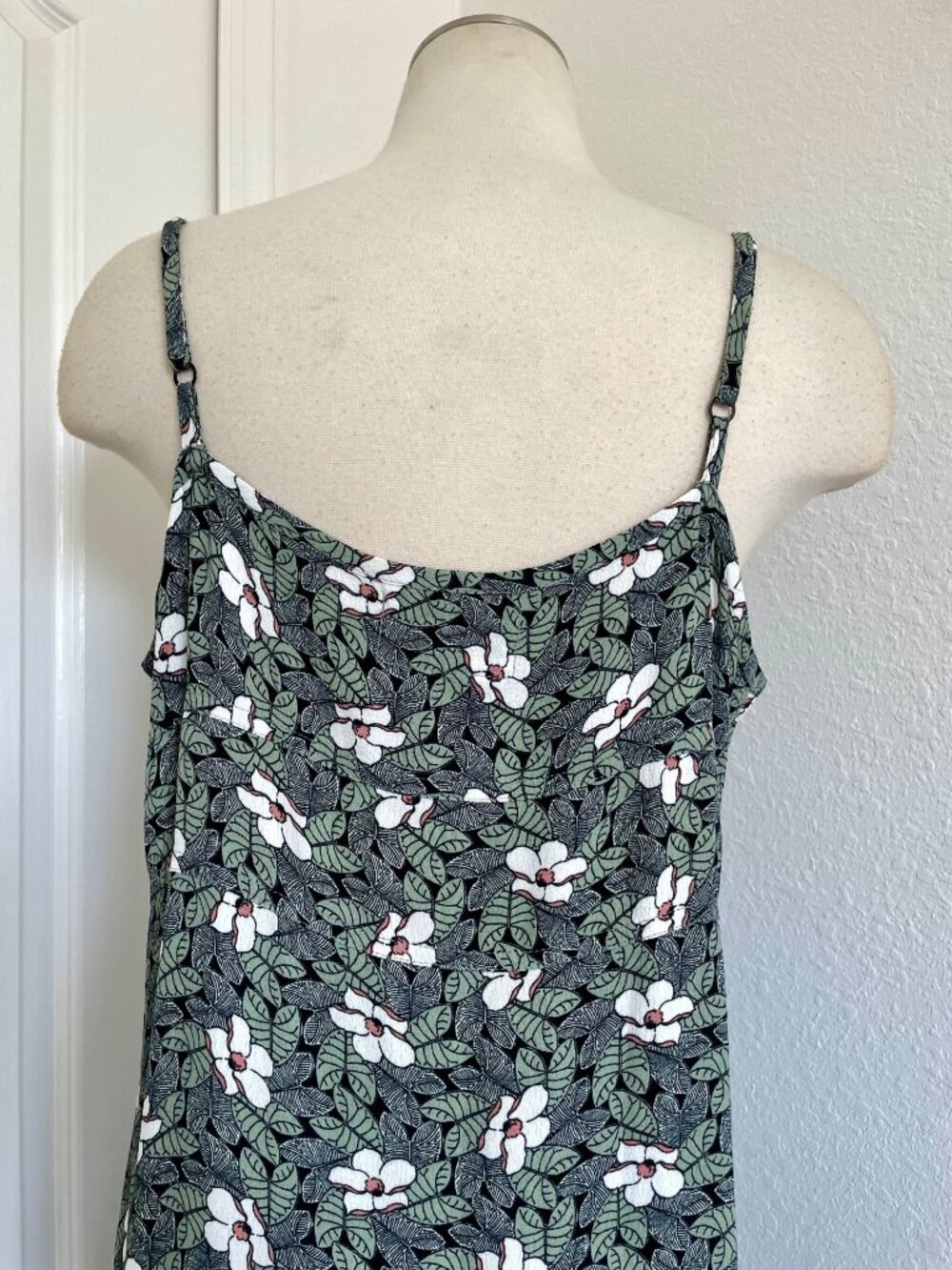 Flax Adjustable Spaghetti Strap Floral Tropical Print Maxi Summer Dress Medium - Picture 8 of 12